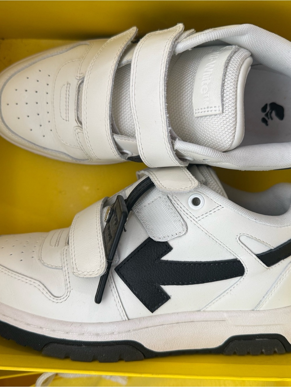 Off-White Kids "Out Of Office" OOO Leather Strap Sneakers – White/Black